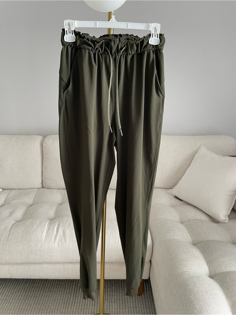 Lululemon Stretch High-Rise Jogger *Full Length Dark Olive